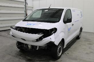 Schadeauto Peugeot Expert  2025/3