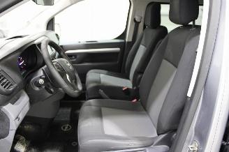 Opel Vivaro  picture 11