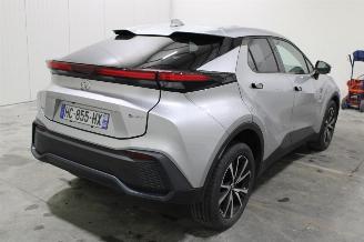Toyota C-HR  picture 3