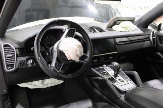 Porsche Cayenne  picture 10