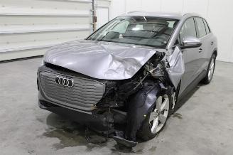 skadebil auto Audi Q4 e-tron 2025/1