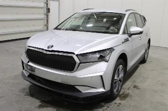 Damaged car Skoda Enyaq  2024/5