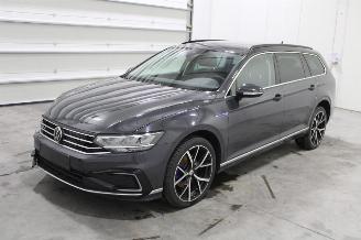 Vaurioauto  passenger cars Volkswagen Passat  2021/7