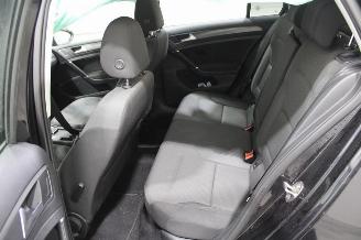 Volkswagen Golf  picture 12