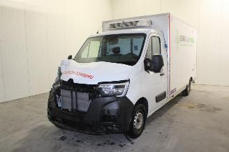 Vaurioauto  passenger cars Renault Master  2024/5