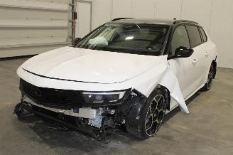 Vaurioauto  passenger cars Opel Astra  2024/9