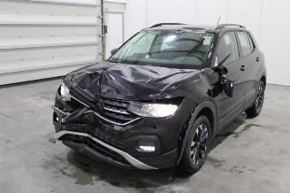 Schadeauto Volkswagen T-Cross  2023/10