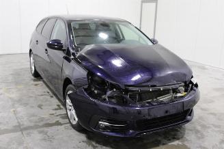 Peugeot 308  picture 2