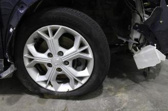 Ssang yong Tivoli  picture 6