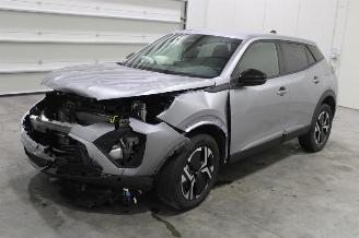 Voiture accidenté Peugeot 2008  2026/3