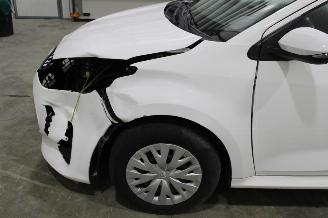 Toyota Yaris  picture 5
