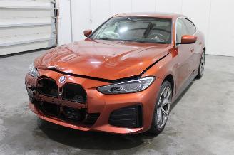 uszkodzony samochody osobowe BMW i4  2023/3