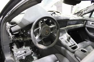 Porsche Panamera  picture 10