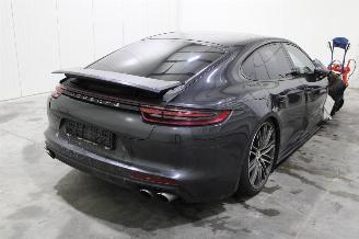 Porsche Panamera  picture 4