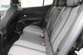 Peugeot 408  picture 11