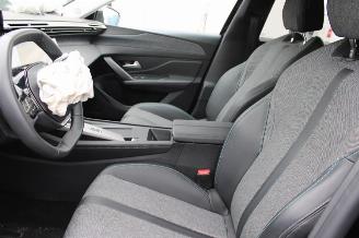 Peugeot 408  picture 10
