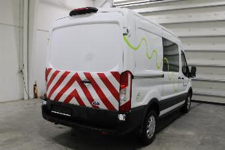 Ford Transit  picture 3