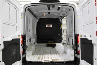 Ford Transit  picture 15