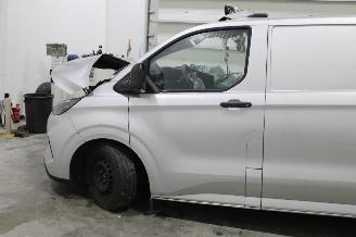 Ford Transit  picture 5