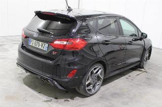 Ford Fiesta  picture 3