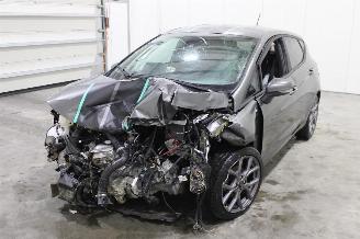 Coche siniestrado Ford Fiesta  2023/3