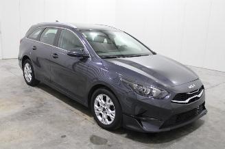 Kia Cee d cee'd picture 2