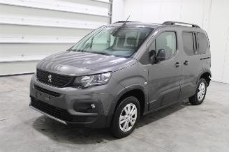 Auto incidentate Peugeot Rifter  2018/8