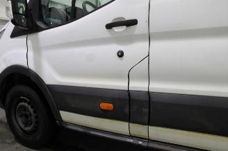 Ford Transit  picture 23