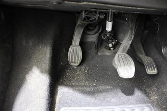 Peugeot 208  picture 20