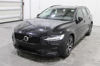 Damaged car Volvo V-60 V60 2025/3