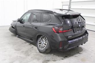BMW iX1  picture 4