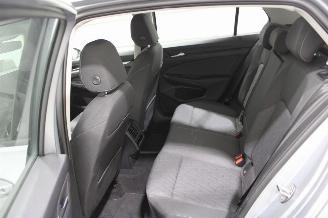 Volkswagen Golf  picture 11