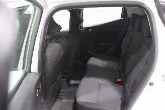 Renault Clio  picture 12