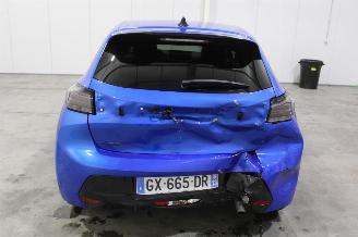 Peugeot 208  picture 5
