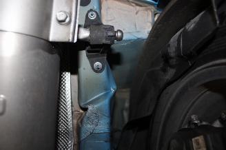 Peugeot 208  picture 19