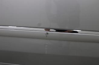 Audi S8  picture 24