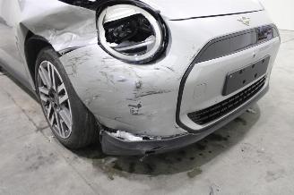 Mini Cooper E picture 6