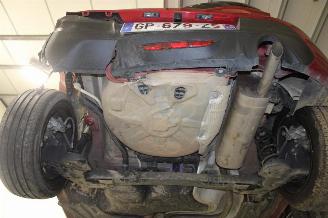 Peugeot 208  picture 17