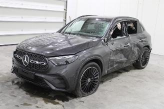 krockskadad bil auto Mercedes GLC 300 2025/7