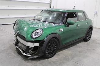 Damaged car Mini One  2020/5