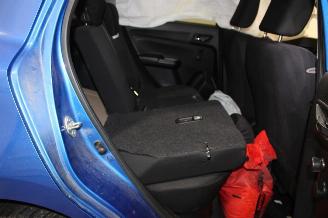 Suzuki Swift  picture 12
