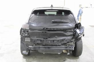 Peugeot 208  picture 5