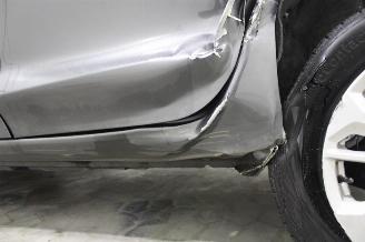 Ford Fiesta  picture 7