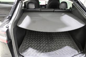Tesla Model Y  picture 21