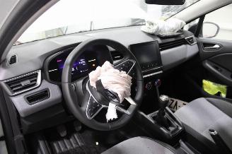 Renault Clio  picture 9