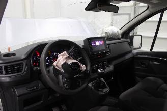 Renault Trafic  picture 9
