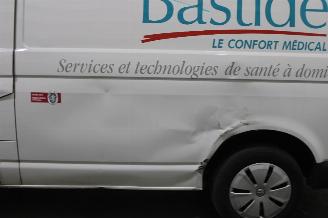 Volkswagen Transporter T6 picture 8