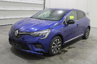 Auto incidentate Renault Clio  2023/4