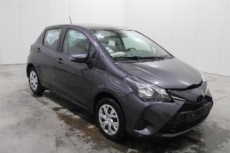 Toyota Yaris  picture 2