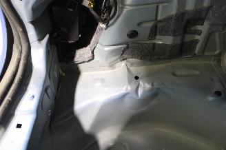 Peugeot 208  picture 23